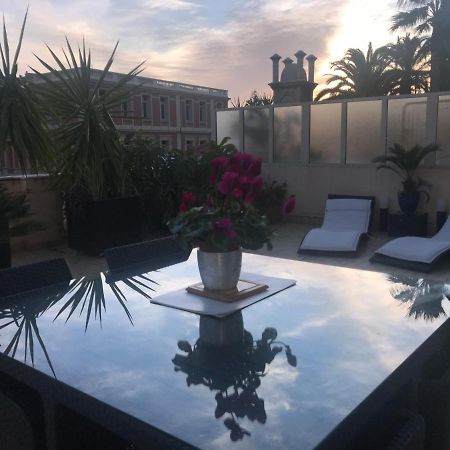 Appartement Terrasse Dans Palace Centre Ville Menton Buitenkant foto