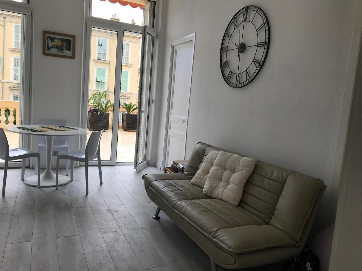 Appartement Terrasse Dans Palace Centre Ville Menton Buitenkant foto