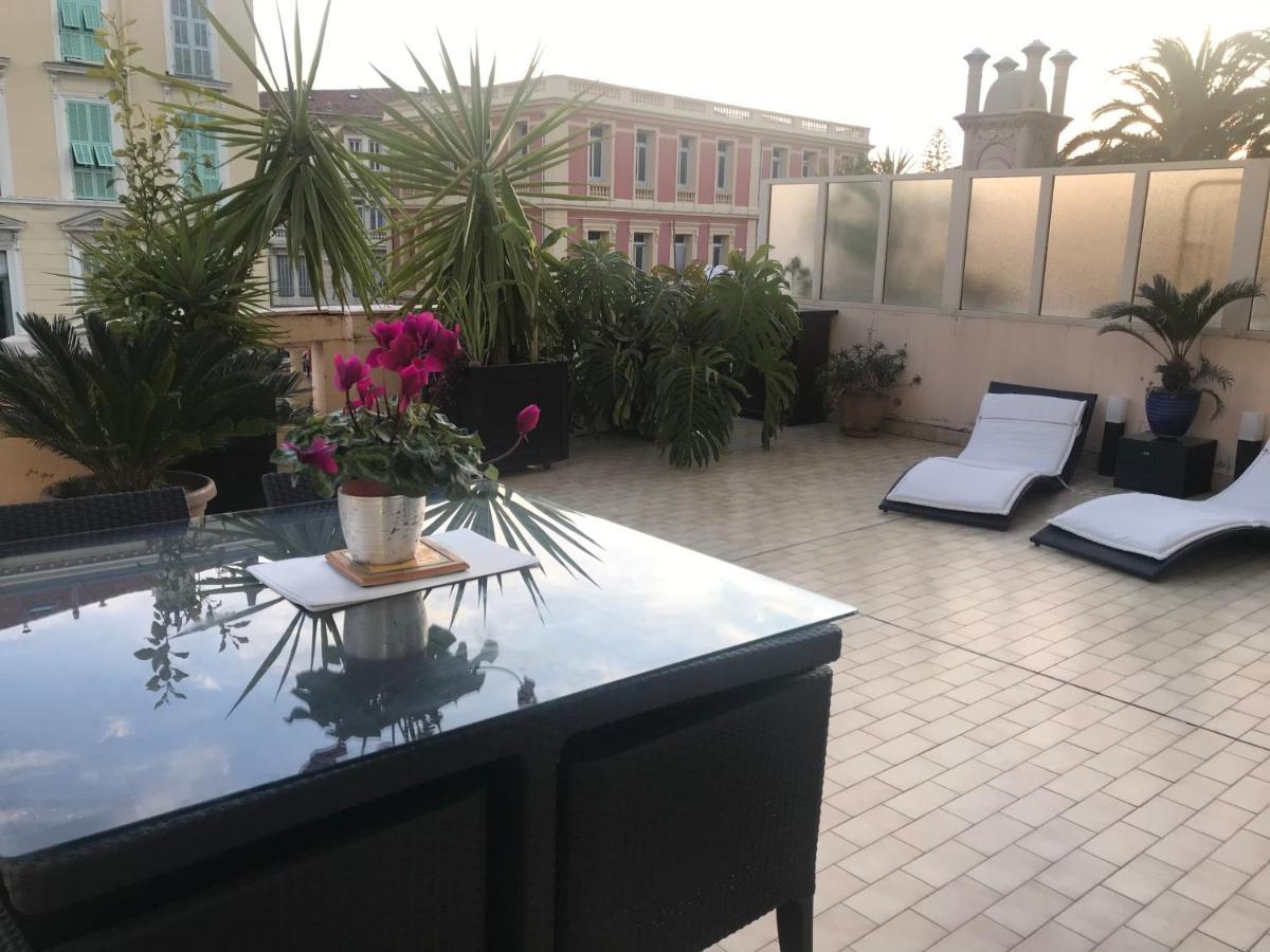 Appartement Terrasse Dans Palace Centre Ville Menton Buitenkant foto